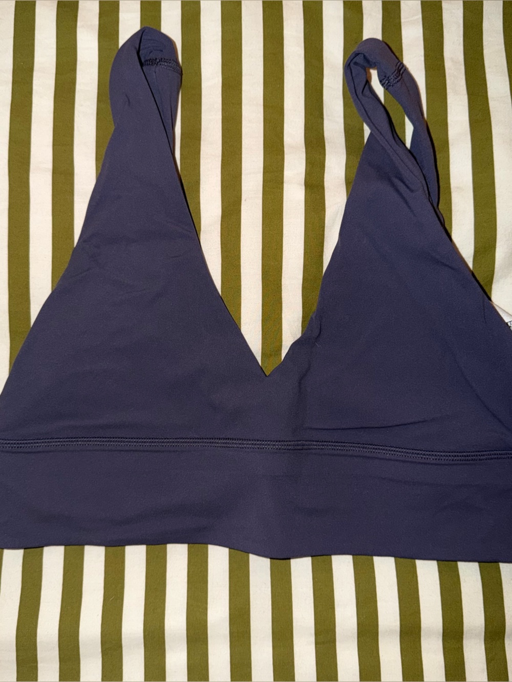 lululemon Align V-Neck Bra A/B Cup, Nightfall